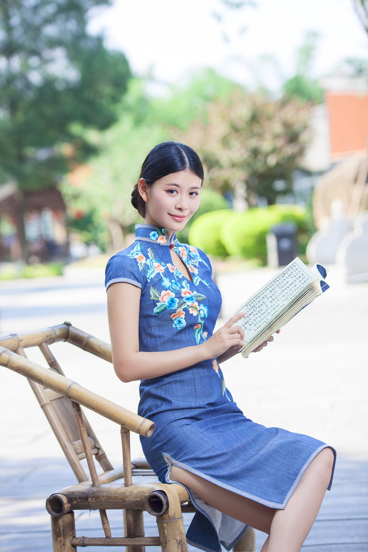 风姿绰约什么意思，风姿绰约是形容什么 