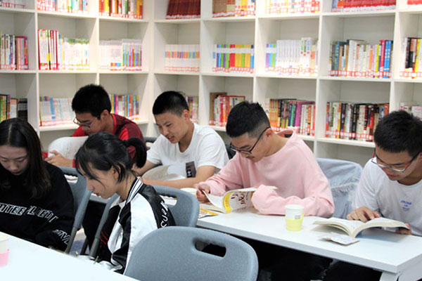 什么叫孩子的内驱力?(让孩子自觉学习内驱力的重要性)