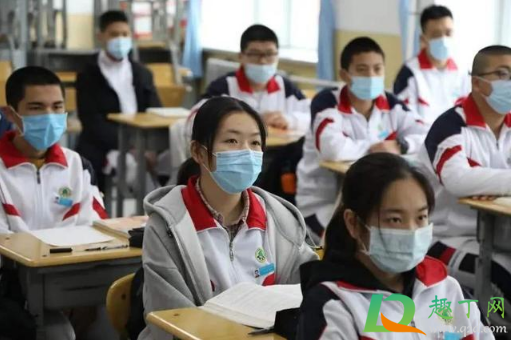明年开春或能摘口罩是真的吗3