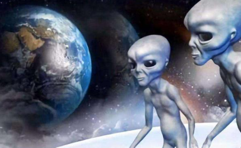 中国9人疑似外星人真的假的1