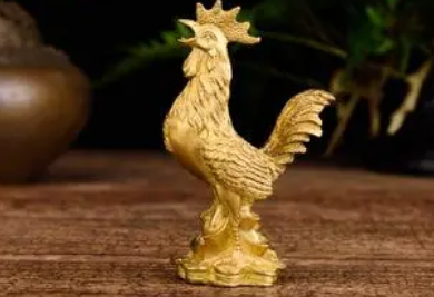 金鸡招财的摆放朝向有讲究吗3